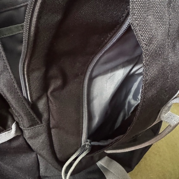 Kelty Backpack - Picture 6 of 7